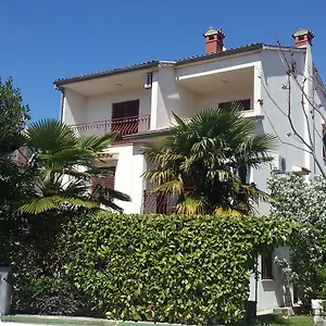 Luce Apartment