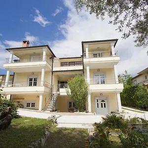 Rajci Apartment